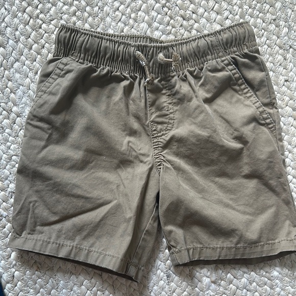 Cat & Jack Boys 4T jeans and khaki shorts bundle - Picture 2 of 8